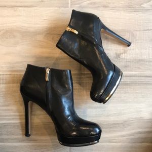 Vince Camuto booties